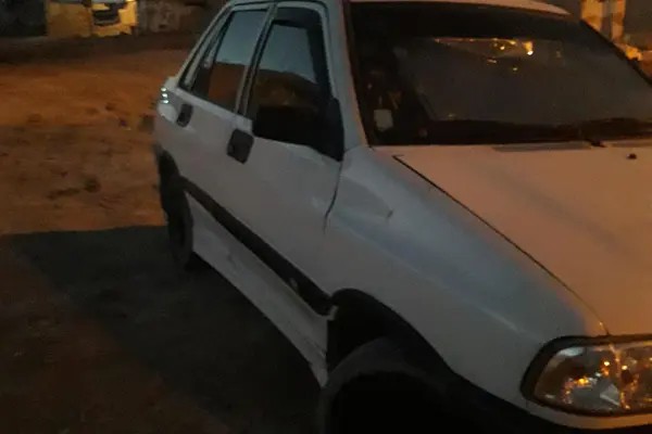 پراید، صندوق دار