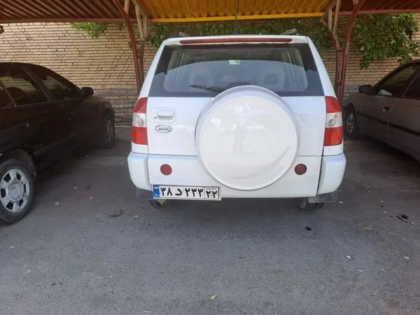 ام وی ام، X33