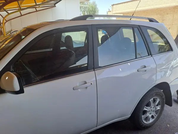ام وی ام، X33