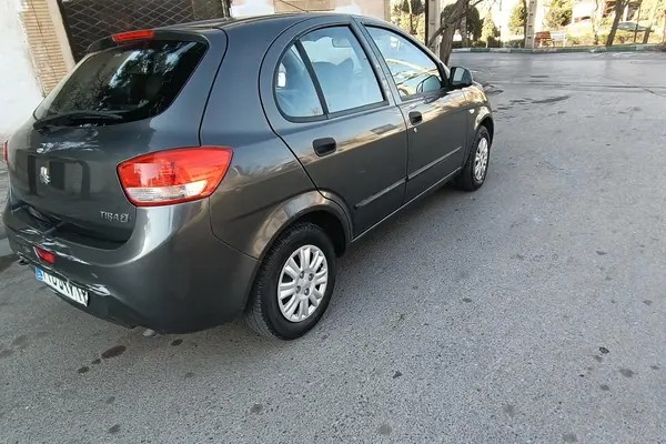 تیبا، هاچ بک