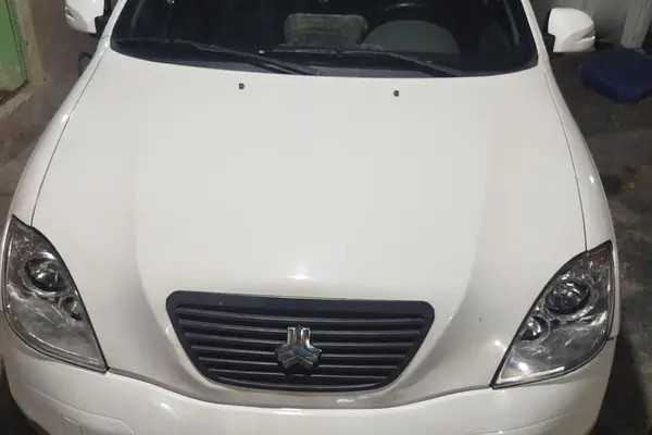 تیبا، هاچ بک