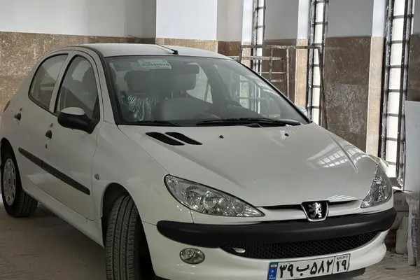 پژو، 206
