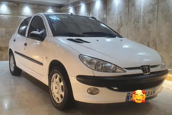 پژو، 206