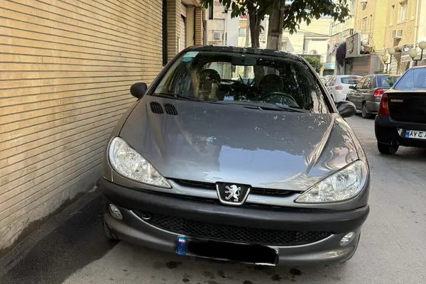 پژو، 206