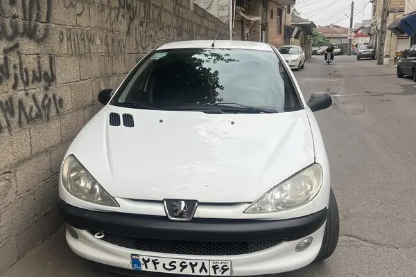 پژو، 206