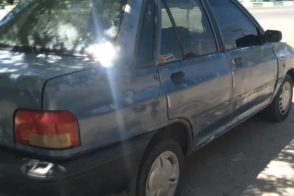 پراید، صندوق دار