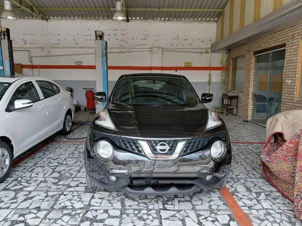 نیسان، جوک