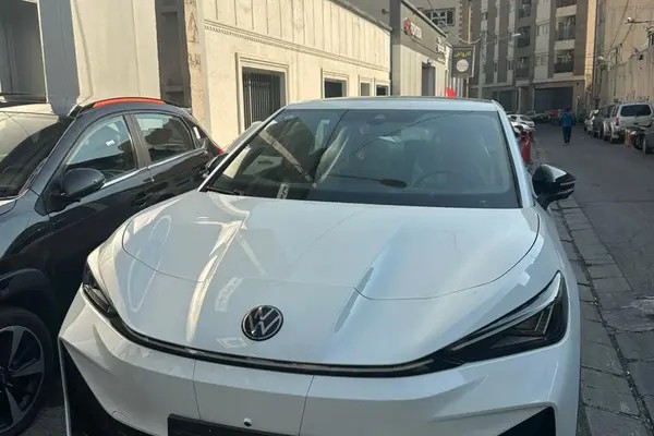 فولکس، آی دی یونیکس