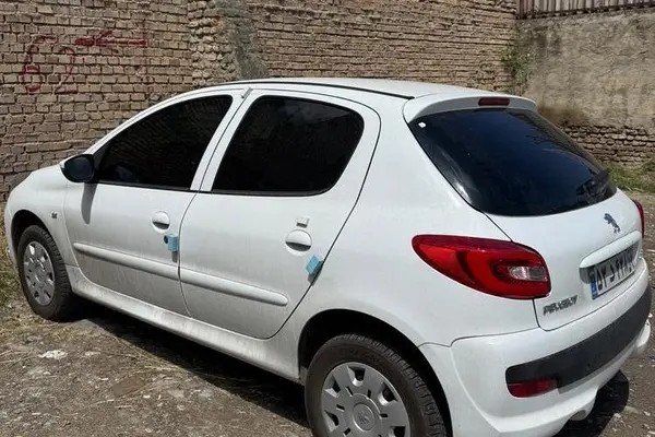 پژو، 207