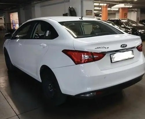 ام وی ام، آریزو 5ev