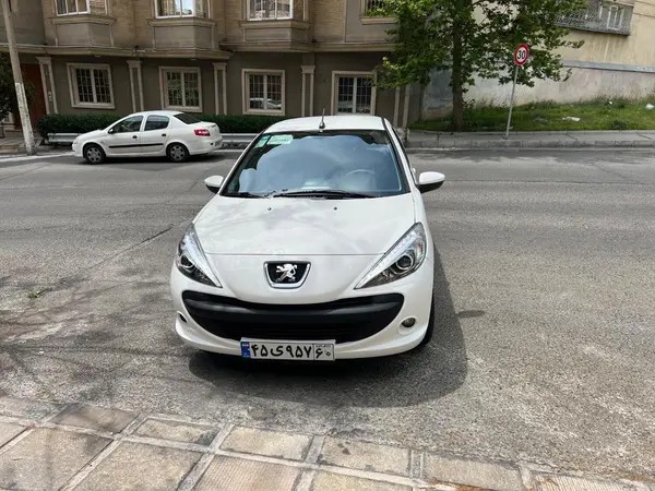 پژو، 207