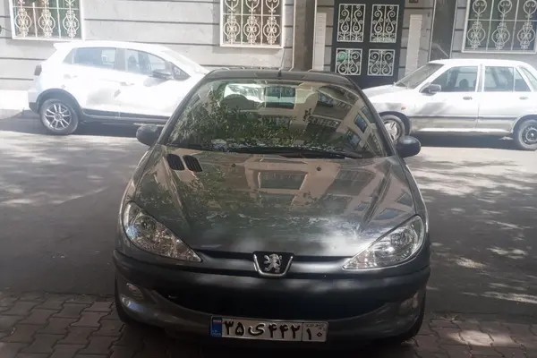 پژو، 206