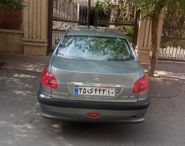 پژو، 206