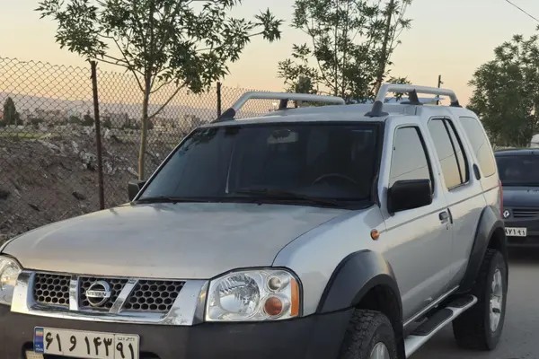 نیسان، رونیز