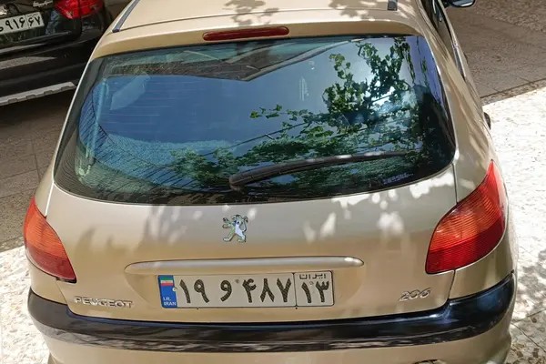 پژو، 206