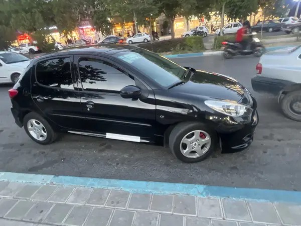 پژو، 207