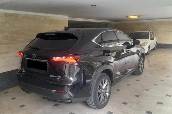 لکسوس، NX هیبرید