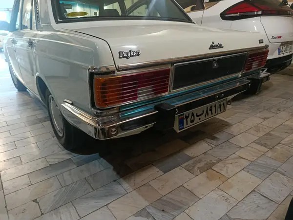 پیکان، سدان