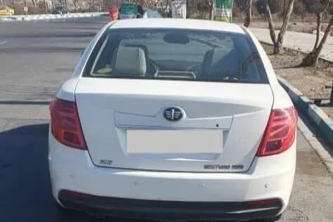بسترن، B50F