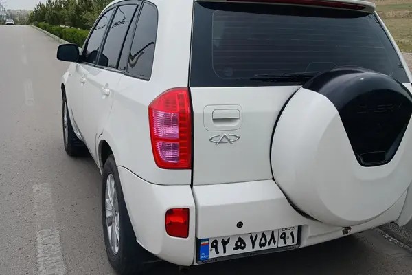 ام وی ام، X33