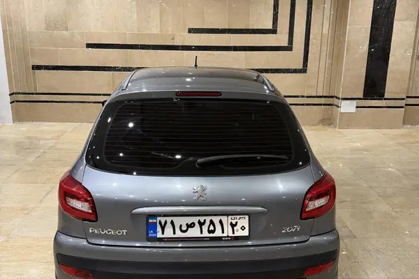 پژو، 207