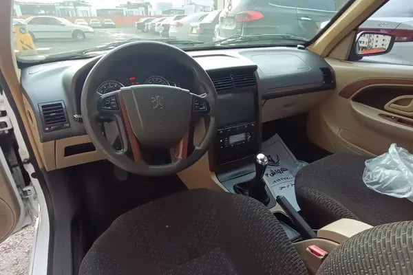پژو، پارس