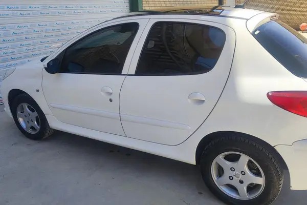 پژو، 207