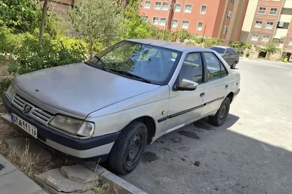 پژو، 405