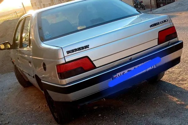 پژو، 405