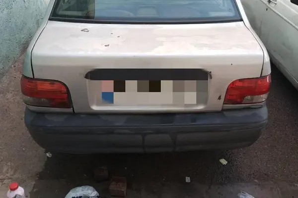 پراید، صندوق دار