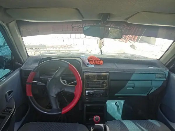 پراید، صندوق دار