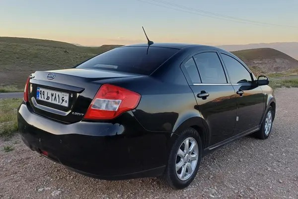 ام وی ام، 550