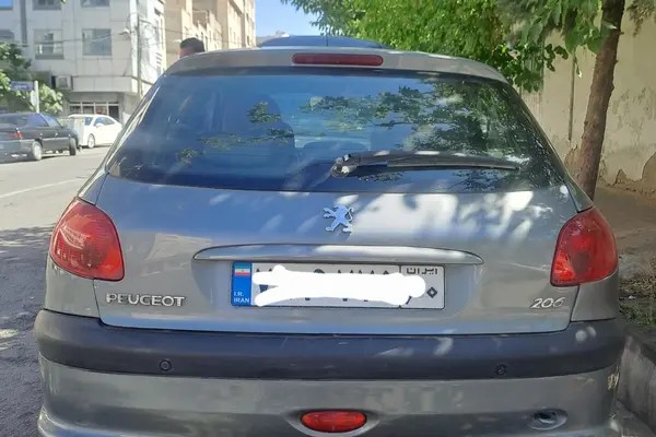 پژو، 206