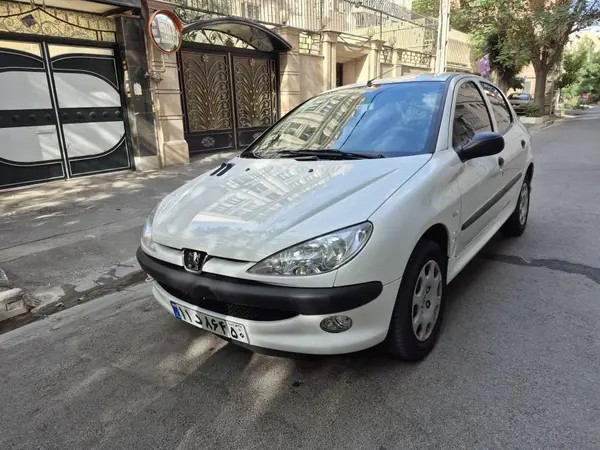 پژو، 206
