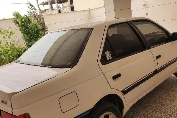 پژو، 405