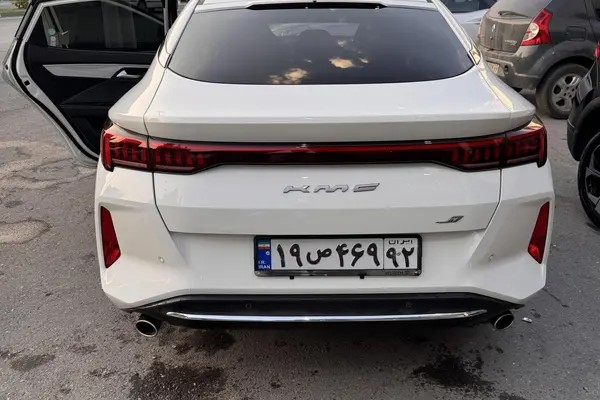 کی ام سی، J7