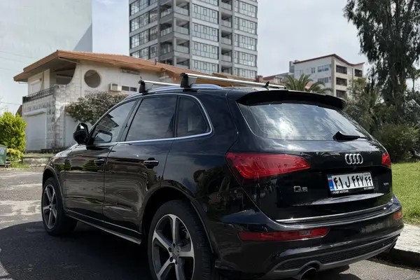 آئودی، Q5