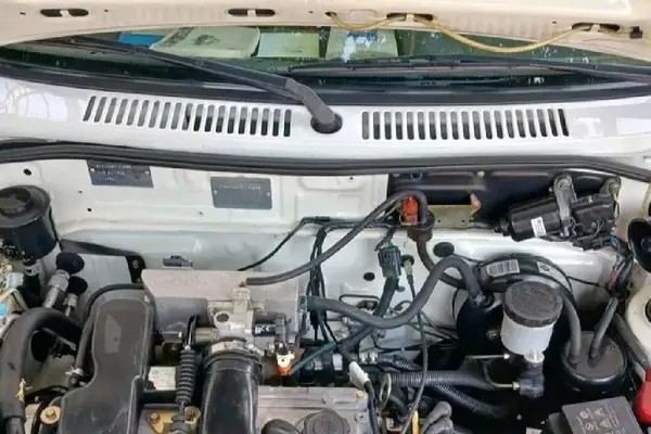 پراید، صندوق دار