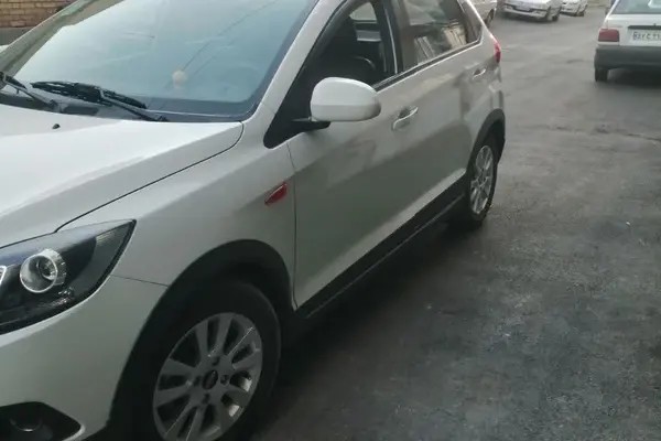 ام وی ام، 315هاچ بک