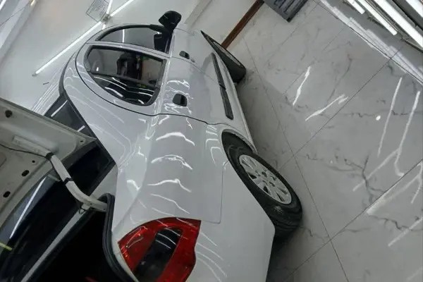 تیبا، صندوق دار