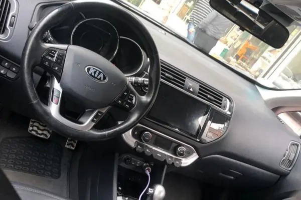 کیا، ریو هاچ بک