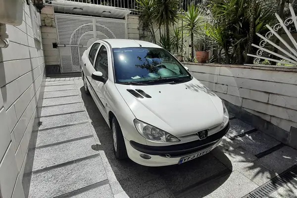 پژو، 206 SD