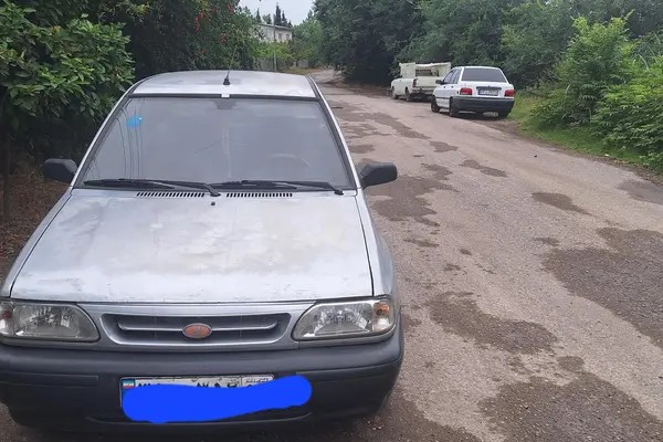 پراید، صندوق دار