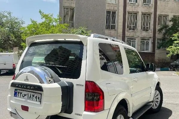 میتسوبیشی، پاجرو دو در