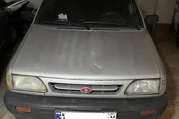 پراید، صندوق دار