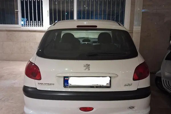 پژو، 206