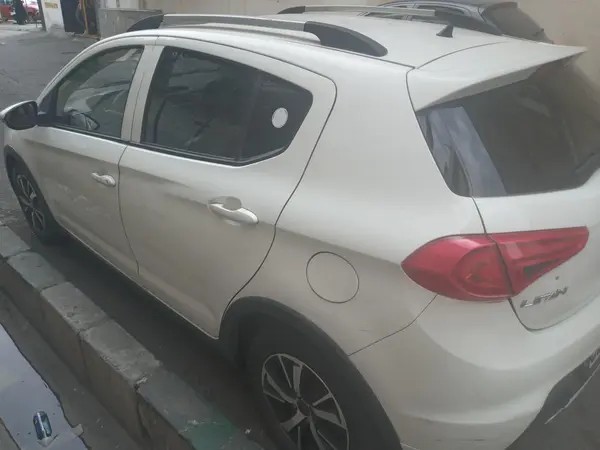 لیفان، X50