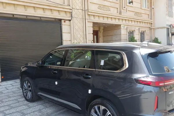 اکستریم، VX (QX)