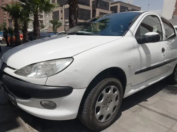 پژو، 206