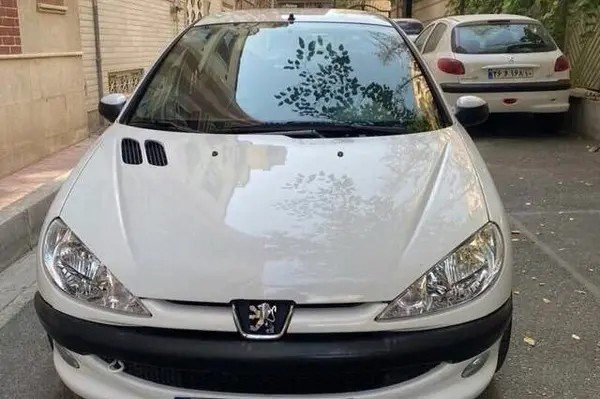 پژو، 206